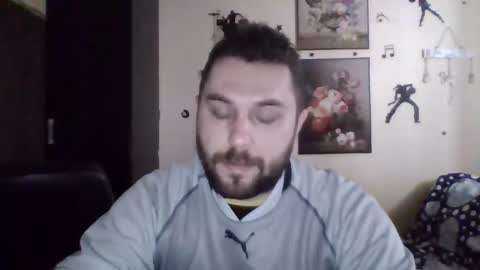 whiteboyjulius online show from 12.03.24