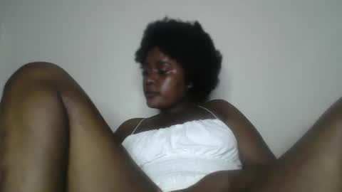 whitecocklover_ online show from 11.08.25