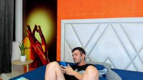 Dylan white online show from 10.06.25