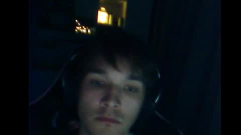 Snapshot of whitekingg chatting on 11.25.25 whitekingg online show from 11.25.25