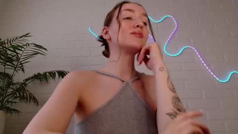 You wont find me here on Saturdays and Sundays  online show from 03.30.26