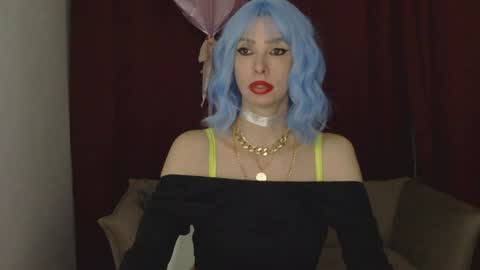 White Queen online show from 02.06.25