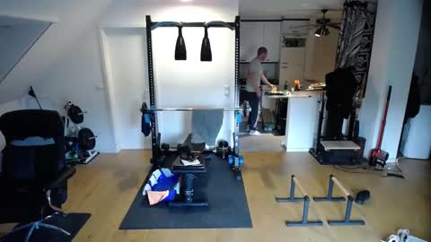 Snapshot of whiterabbit_86 chatting on 09.13.25 whiterabbit_86 online show from 09.13.25