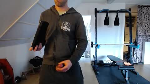 Snapshot of whiterabbit_86 chatting on 10.26.25 whiterabbit_86 online show from 10.26.25