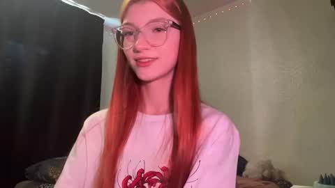 Snapshot of whitneyblaze chatting on 06.10.26 Alaska 3 online show from 06.10.26
