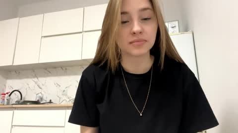 Vicky online show from 03.27.26