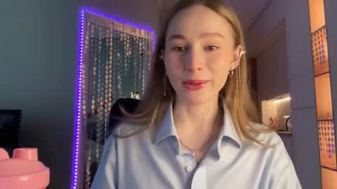 Alisa online show from 12.28.24