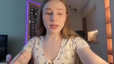 Alisa online show from 03.04.25