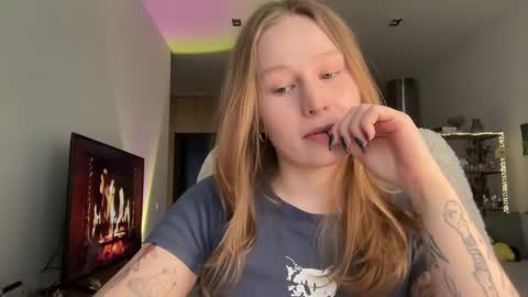 Alisa online show from 04.12.26