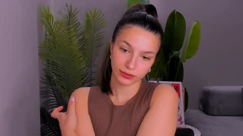 Snapshot of whoislulu chatting on 12.03.24 whoislulu online show from 12.03.24