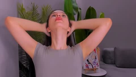 Snapshot of whoislulu chatting on 12.30.24 whoislulu online show from 12.30.24