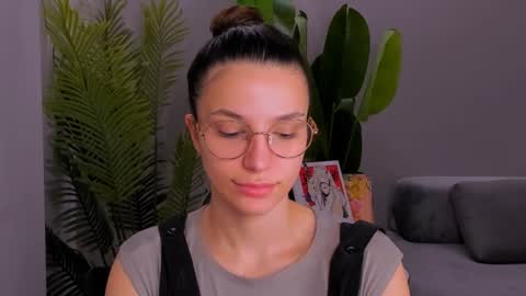 Snapshot of whoislulu chatting on 01.17.25 whoislulu online show from 01.17.25