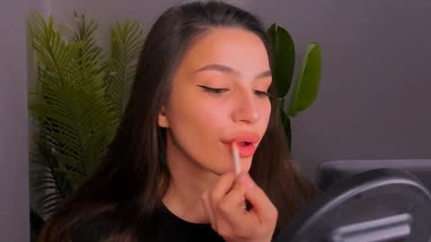 Snapshot of whoislulu chatting on 01.24.25 whoislulu online show from 01.24.25