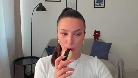 Snapshot of whoislulu chatting on 09.09.25 whoislulu online show from 09.09.25