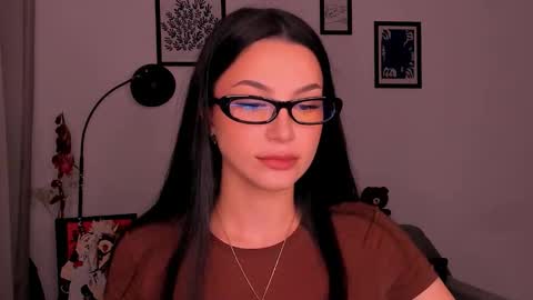 Snapshot of whoislulu chatting on 09.22.25 whoislulu online show from 09.22.25