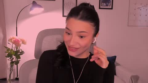 whoislulu online show from 04.16.26