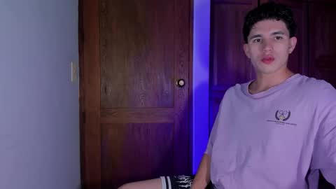 whos_he online show from 01.16.26