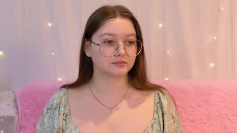 Sarah online show from 02.02.25