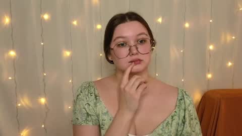 Sarah online show from 02.05.25