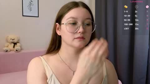 Sarah online show from 03.12.25