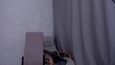 Snapshot of why_again_me chatting on 02.14.25 Veronica online show from 02.14.25