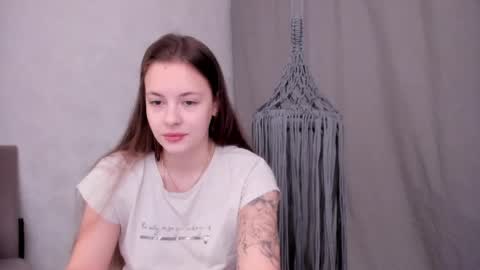 Snapshot of why_again_me chatting on 02.23.25 Veronica online show from 02.23.25