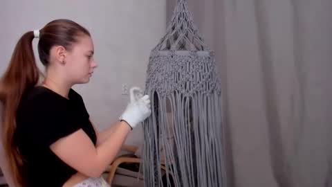 Snapshot of why_again_me chatting on 03.05.25 Veronica online show from 03.05.25