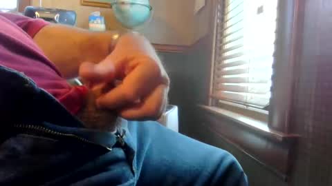 Snapshot of whydog chatting on 12.16.25 whydog online show from 12.16.25
