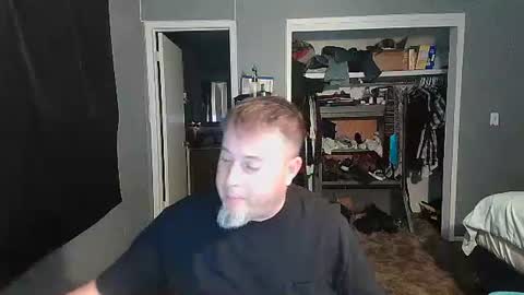 whydoidothis77 online show from 11.25.25