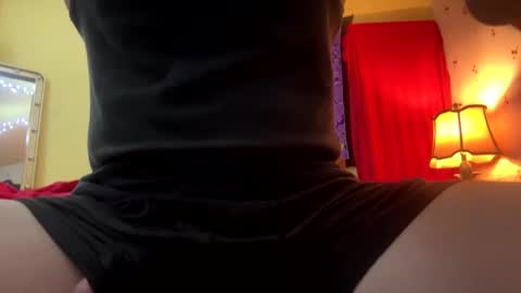 Snapshot of wichitawes chatting on 11.14.25 Wichita Wes online show from 11.14.25