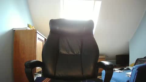 Snapshot of wickes71 chatting on 12.14.24 Tommy online show from 12.14.24