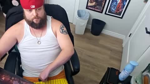 WiggaInAWifebeater online show from 09.10.25