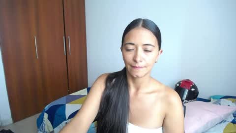 Snapshot of wifhot chatting on 06.06.26 Ilauren online show from 06.06.26