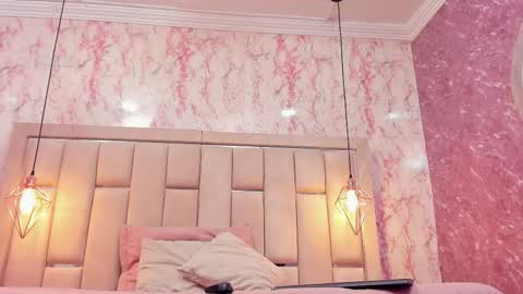 wild_firee_ online show from 12.21.25