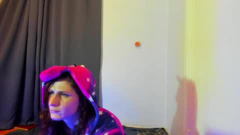 Snapshot of wild_loach chatting on 12.16.25 wild_loach online show from 12.16.25