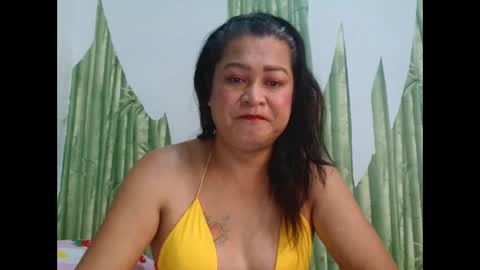 Snapshot of wild_pamela chatting on 10.04.25 loving trans Pamela online show from 10.04.25