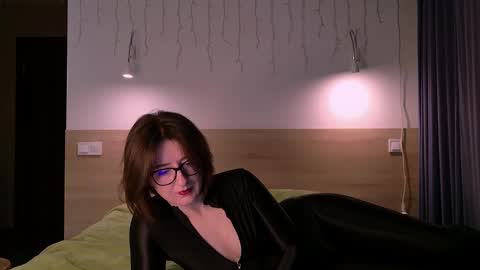 wild_peony online show from 01.03.25