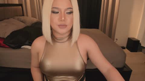 Snapshot of wildbelladonnats chatting on 12.06.24 BELLA online show from 12.06.24