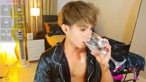 Snapshot of wildesttwinky chatting on 07.08.26 Arvie Rubio online show from 07.08.26