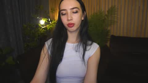 Alena online show from 10.23.25