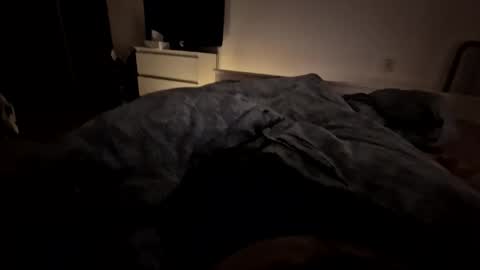 Snapshot of wildmike93 chatting on 10.10.25 wildmike93 online show from 10.10.25