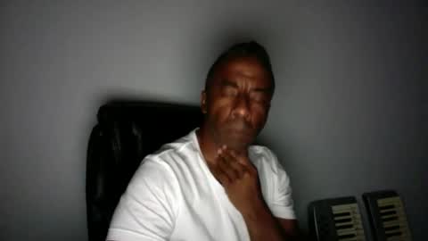 wildnight007 online show from 05.25.26