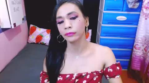 Snapshot of wildnika chatting on 03.05.25 wildnika online show from 03.05.25