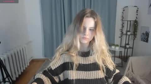 Mila 3 online show from 11.23.25