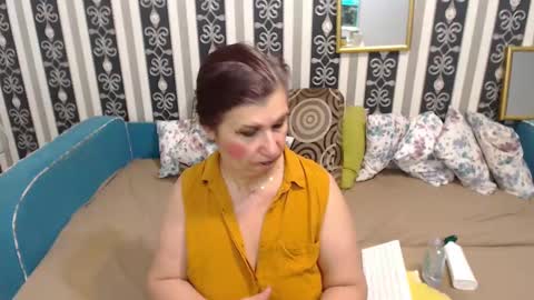 ask me  online show from 02.16.25