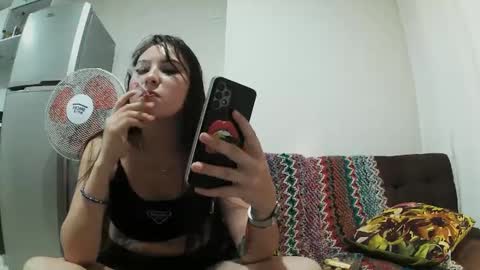 Wild Strawberry online show from 02.10.25