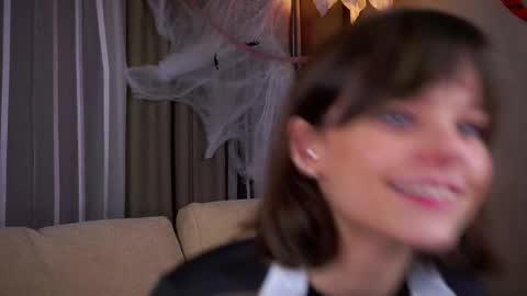 Eva online show from 10.31.25