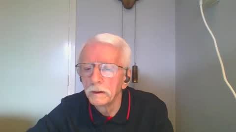 willem77779 online show from 12.19.25