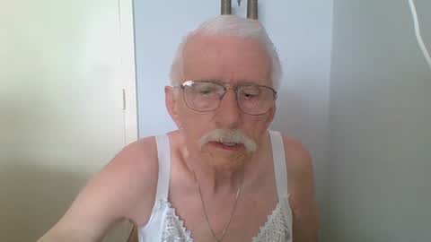Snapshot of willem77779 chatting on 06.17.26 willem77779 online show from 06.17.26