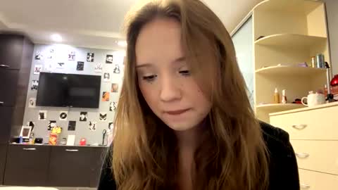 Snapshot of willenasow chatting on 03.03.26 Olivia online show from 03.03.26